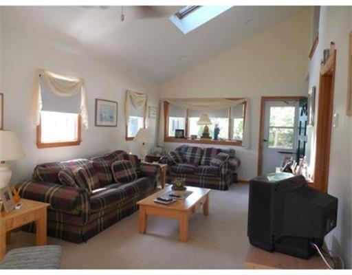 11 Surf Ave, Wareham, MA 02571 photo 3