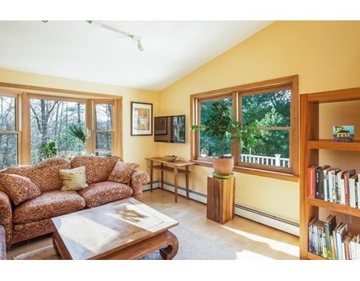 7 Chateau Hts, Gloucester, MA 01930 photo 4