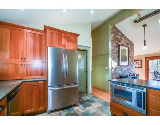 129 Howard St, Reading, MA 01867 photo 13