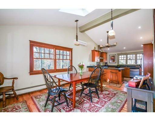 129 Howard St, Reading, MA 01867 photo 9