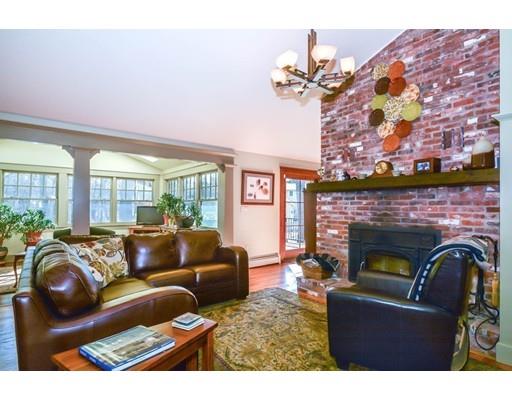 129 Howard St, Reading, MA 01867 photo 3