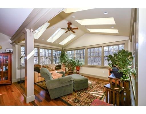 129 Howard St, Reading, MA 01867 photo 6