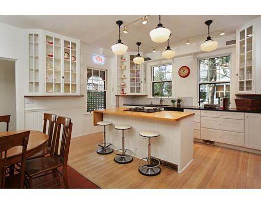 77 Evans Rd, Brookline, MA 02445 photo 4