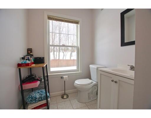 11 Higgins Rd, Marblehead, MA 01945 photo 5