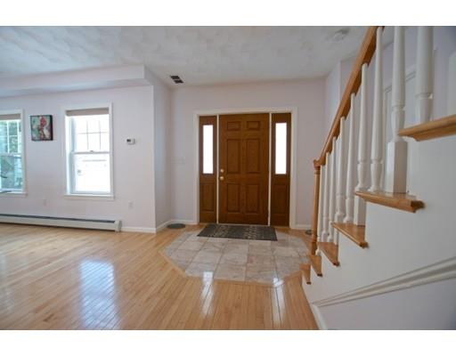 11 Higgins Rd, Marblehead, MA 01945 photo 4