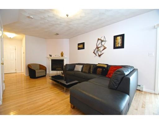 11 Higgins Rd, Marblehead, MA 01945 photo 3