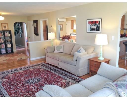 60 Glendale Rd, Marblehead, MA 01945 photo 5