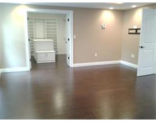 55 Kenney St, Needham, MA 02492 photo 8