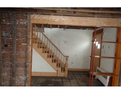 29 Barclay St, Worcester, MA 01604 photo 7