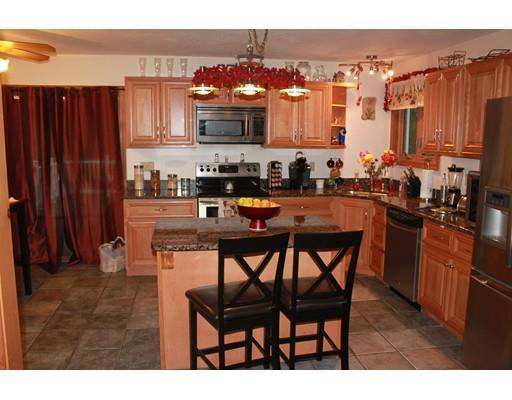 17 Corbin Rd, Dudley, MA 01571 photo 3