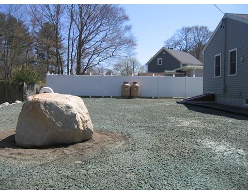 8 Taber St, Acushnet, MA 02743 photo 6