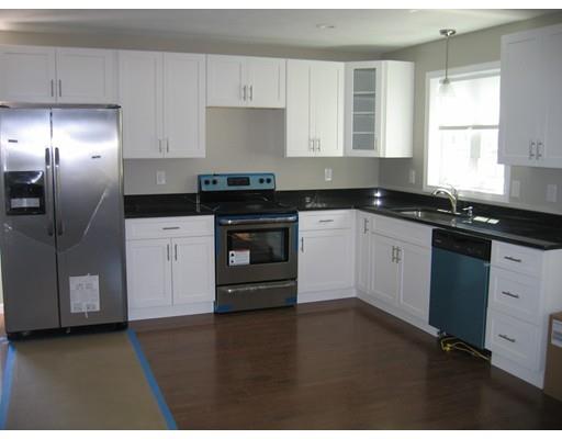 8 Taber St, Acushnet, MA 02743 photo 9