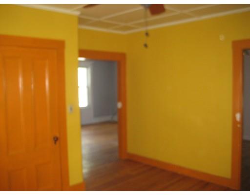 277 Linden St, Fall River, MA 02720 photo 3