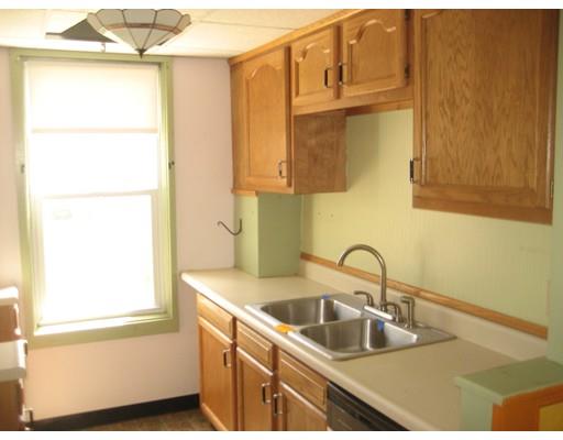 277 Linden St, Fall River, MA 02720 photo 4