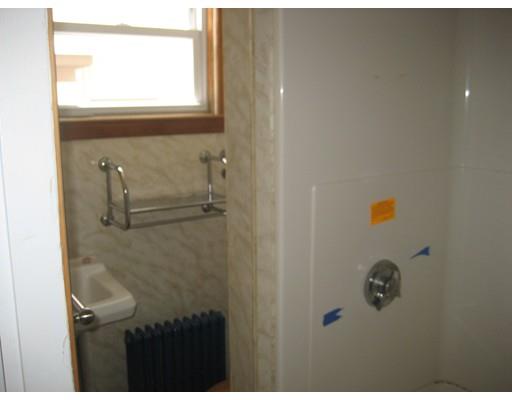 277 Linden St, Fall River, MA 02720 photo 8