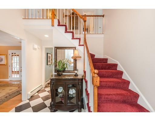 6 Emerald Dr, Reading, MA 01867 photo 3