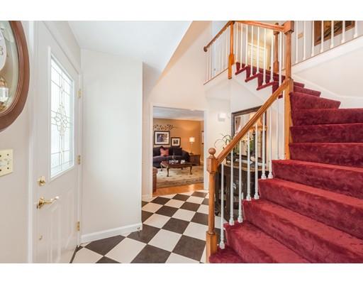 6 Emerald Dr, Reading, MA 01867 photo 2