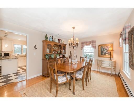 6 Emerald Dr, Reading, MA 01867 photo 5