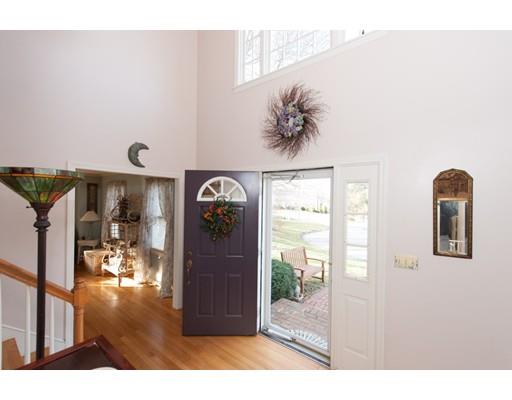 29 Paul St, Canton, MA 02021 photo 2