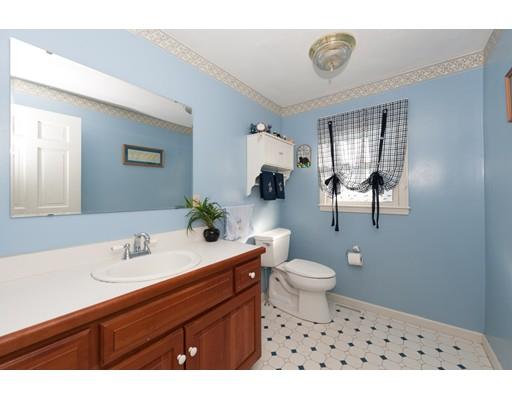 29 Paul St, Canton, MA 02021 photo 11