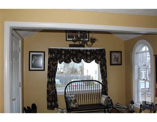 4 Stoddard Dr, Worcester, MA 01604 photo 4