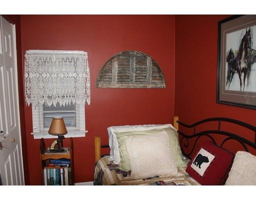 4 Stoddard Dr, Worcester, MA 01604 photo 23