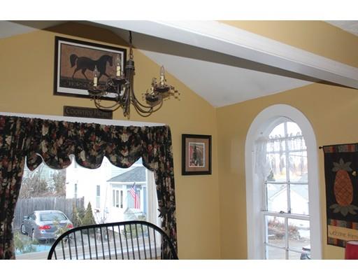 4 Stoddard Dr, Worcester, MA 01604 photo 3