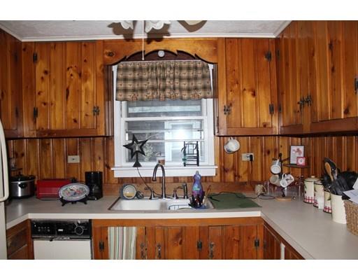 4 Stoddard Dr, Worcester, MA 01604 photo 9
