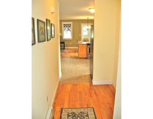 20 Edlin St, Worcester, MA 01603 photo 4