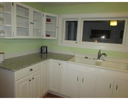 2 Cherry St, Easthampton, MA 01027 photo 10