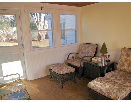 97 Melba St, Springfield, MA 01119 photo 10
