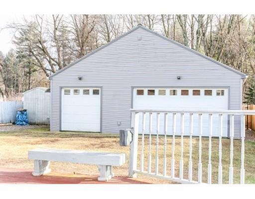 151 Vincent, Springfield, MA 01129 photo 4