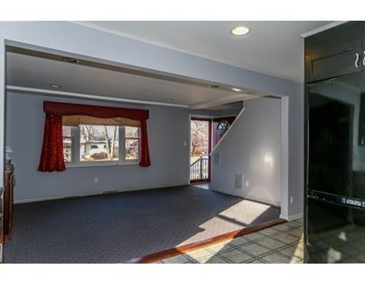151 Vincent, Springfield, MA 01129 photo 11