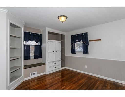 151 Vincent, Springfield, MA 01129 photo 17