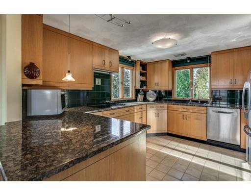29 Waterman Rd, Gloucester, MA 01930 photo 3