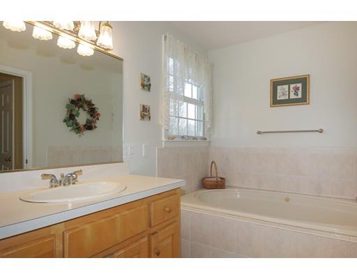 11 Mowry St, Mendon, MA 01756 photo 15