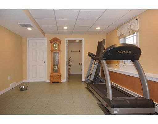 11 Mowry St, Mendon, MA 01756 photo 21
