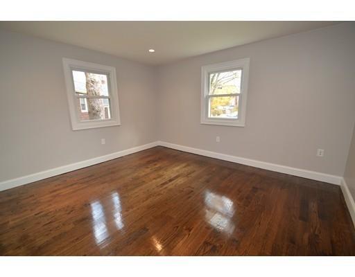 24 Daniel Rd, Wakefield, MA 01880 photo 9