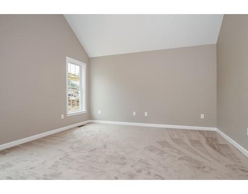 8 Settlers Way, Bourne, MA 02532 photo 6