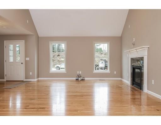 8 Settlers Way, Bourne, MA 02532 photo 5