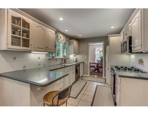 102 Pine St, Needham, MA 02492 photo 10