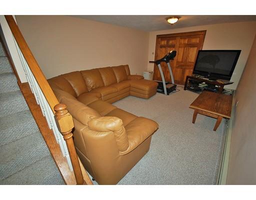 44 Crestview Dr, Mendon, MA 01756 photo 20