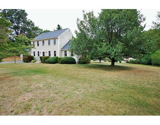 44 Crestview Dr, Mendon, MA 01756 photo 2