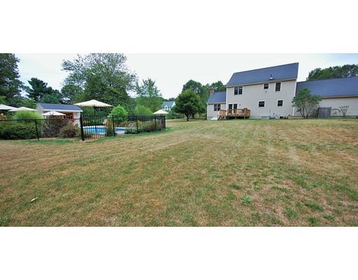 44 Crestview Dr, Mendon, MA 01756 photo 10