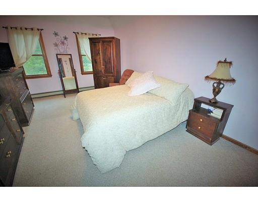 44 Crestview Dr, Mendon, MA 01756 photo 24