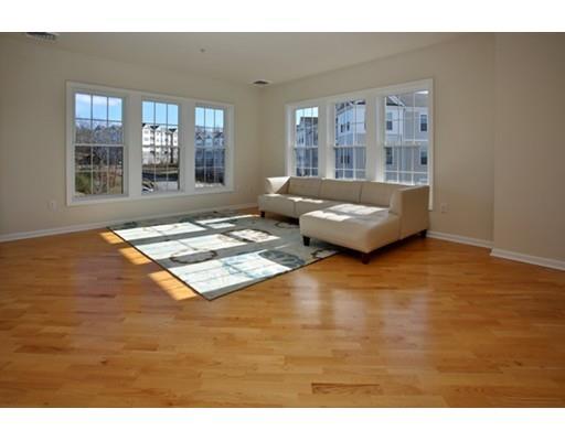 7 Morgan Dr #304, Natick, MA 01760 photo 4