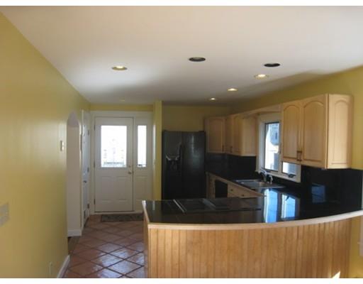 9 Highland Ct, Gloucester, MA 01930 photo 3