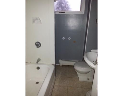 7 Burr Pkwy, Wareham, MA 02571 photo 5