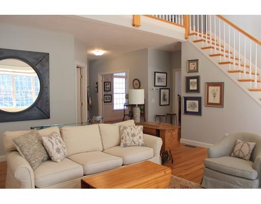 163 North St, Upton, MA 01568 photo 13