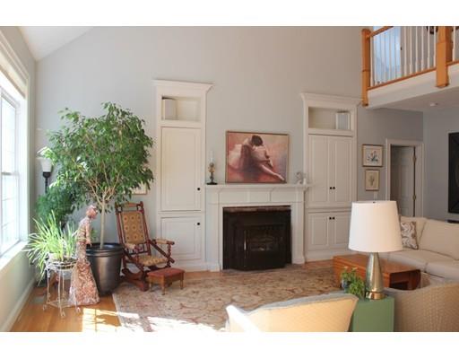 163 North St, Upton, MA 01568 photo 11